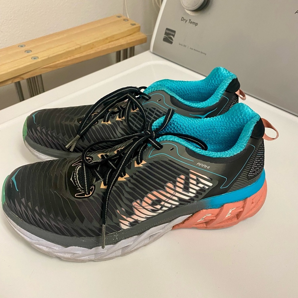 Hoka - Picture 8 of 9
